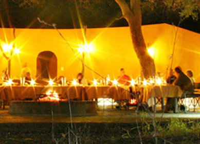 Mohlabetsi Safari Lodge Boma dinner