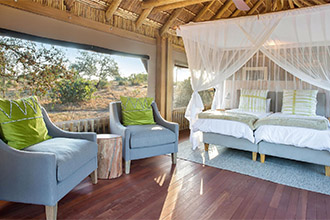 Bateleur Safari Camp