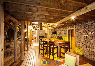 Rhino Post Safari Lodge