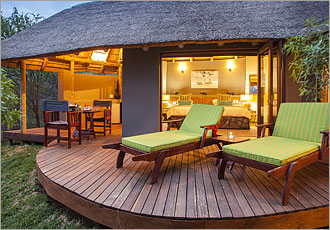 Spaceous rooms, with ample relaxing space outside too