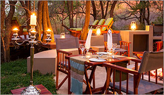Boma dining, under the stars, as it should be
